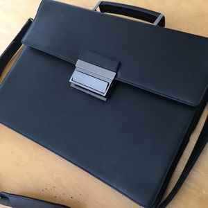 CALVIN KLEIN BLACK LEATHER BRIEFCASE